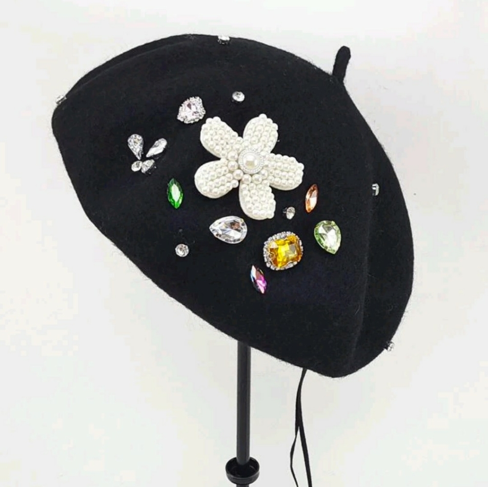 Ladies beret